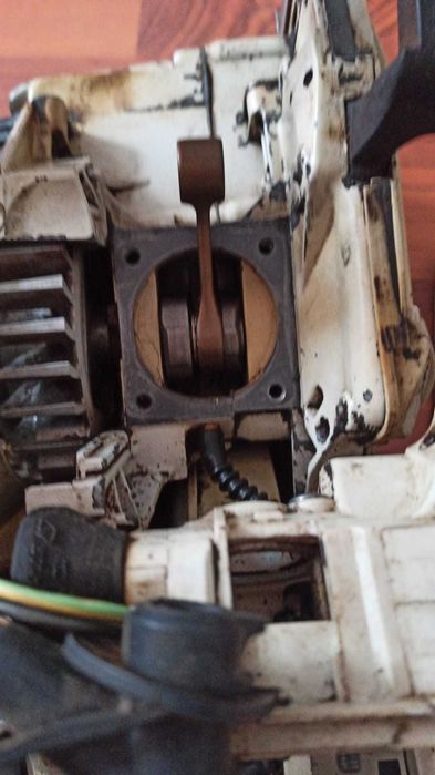 Motoferăstrău Stihl MS 026