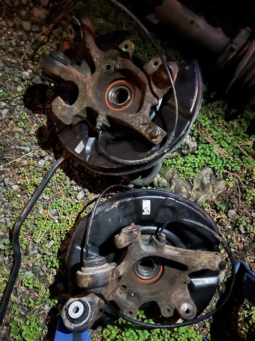 Шенкели с главини Е90/91/92