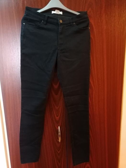 Pantaloni negri  Nr. 40