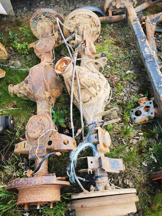 Punte Mitsubishi Pajero, Sport