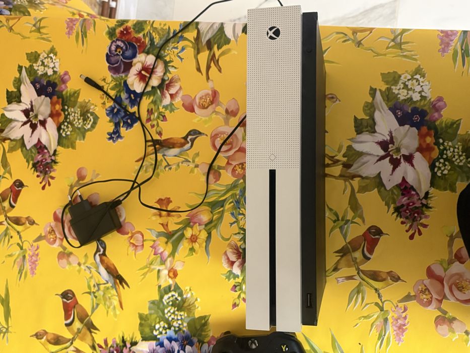 Xbox One S 512gb