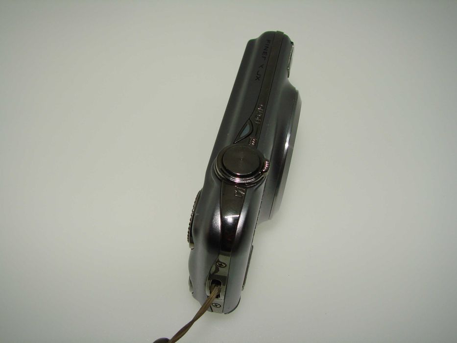 Fujifilm FinePix JX400 - компактен цифров фотоапарат 16 MP, 5x оптичен