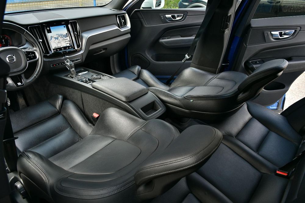 Volvo XC60 R-Design!D5!AWD!