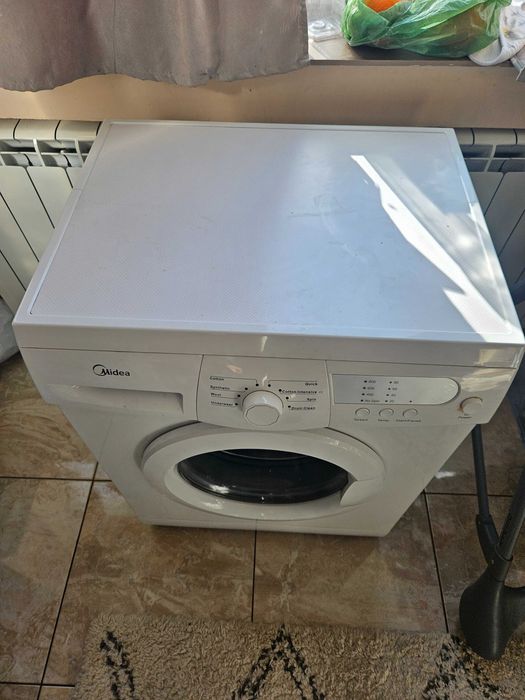 Пералня Midea MFD50-8311 5кг.