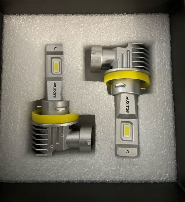 Set Becuri Led H8 H9 H11 HB3 HB4 9005 9005 6500k 100W 20mii Lumeni