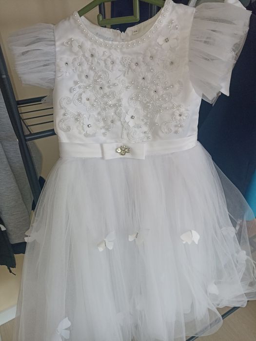 Красивое нарядное платье для девочек