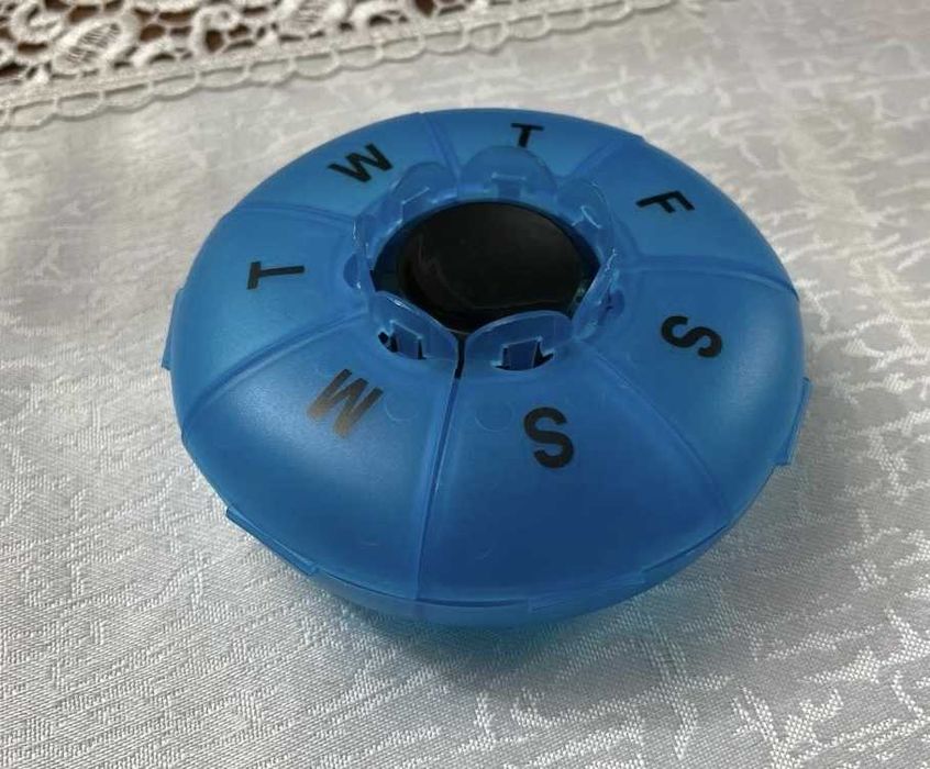 Таблетница на неделю