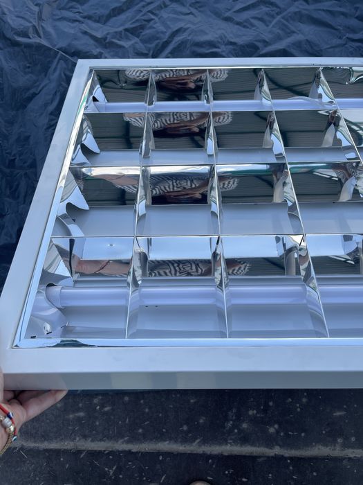 Светильник потолочный