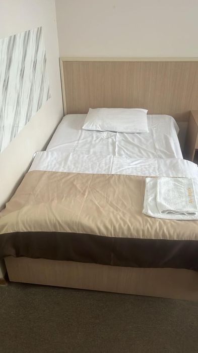 Продам кровати за 10000 с матрасом