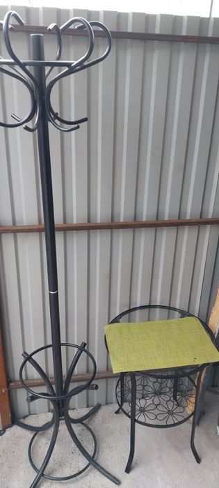 Стол IKEA, Вешалка отличный