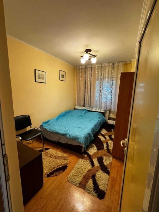 Apartament decomandat cu 3 camere