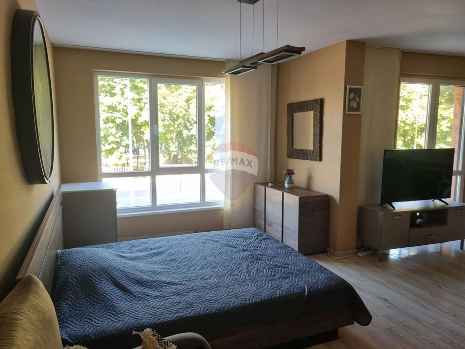 Дава се под наем Едностаен апартамент в Варна, Аспарухово - 43 кв.м за 408 € - Снимка #2