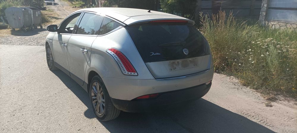 Lancia Delta на части