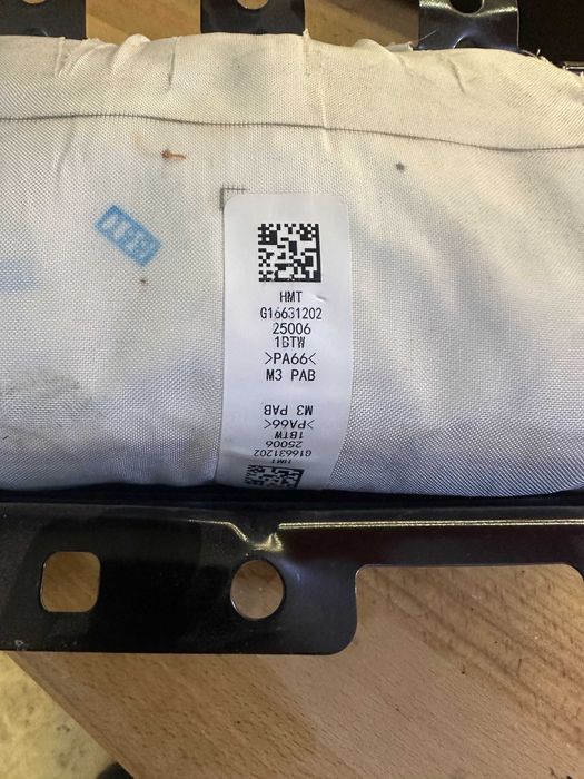 Tesla 3 Highland Табло, фарове и части 2024 2025