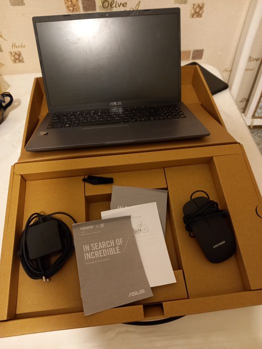 Продам ноутбук аsus 150000