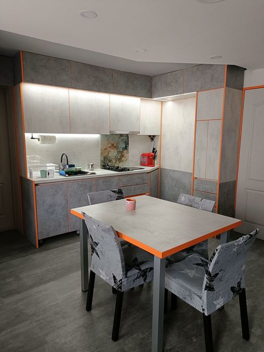 Vand casa cu 3 camere