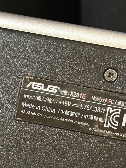 Лаптоп ASUS X201E-неработещ.
