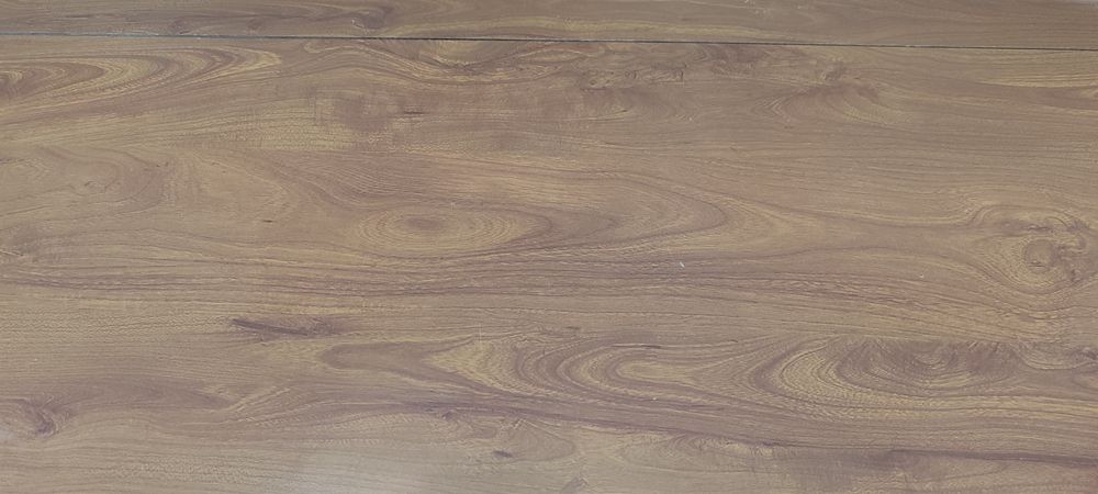 Продам б/у ламинат