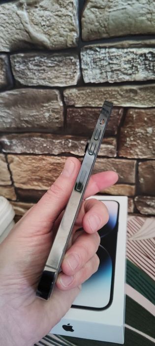 IPhone 14 Pro Max. 256GB. АКБ-91-90%. Черный.