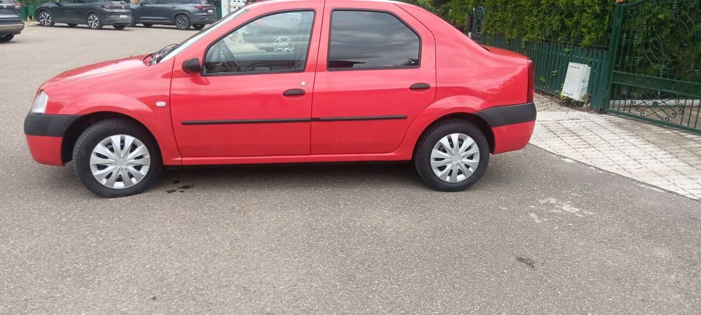 Dacia Logan   =1,6 = aer condiționat =