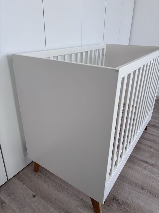 Pat Noah alb + saltea Ikea + husa saltea Ikea