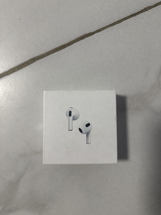 Airpods оригинални