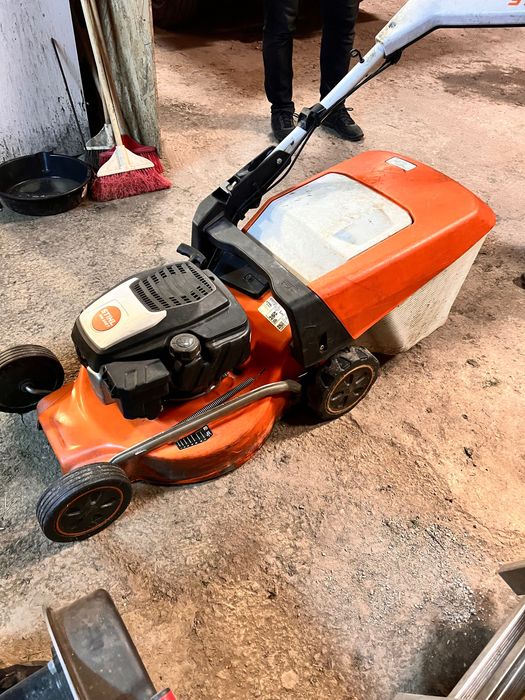 Mașină de tuns Stihl 48 cm 2025