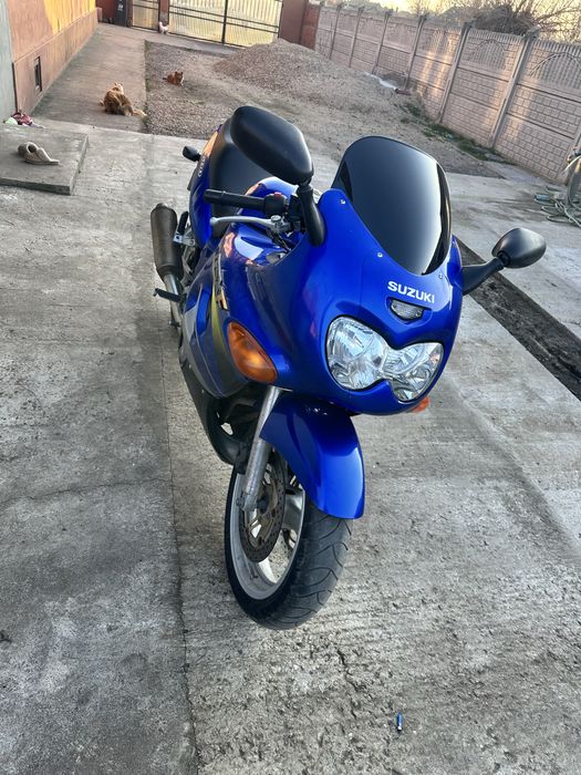 Motocicleta suzuki