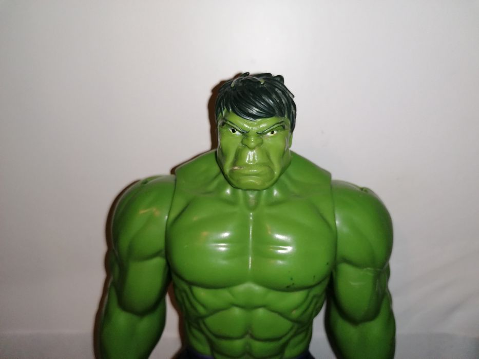 Batman, Iron, Hulk super eroi