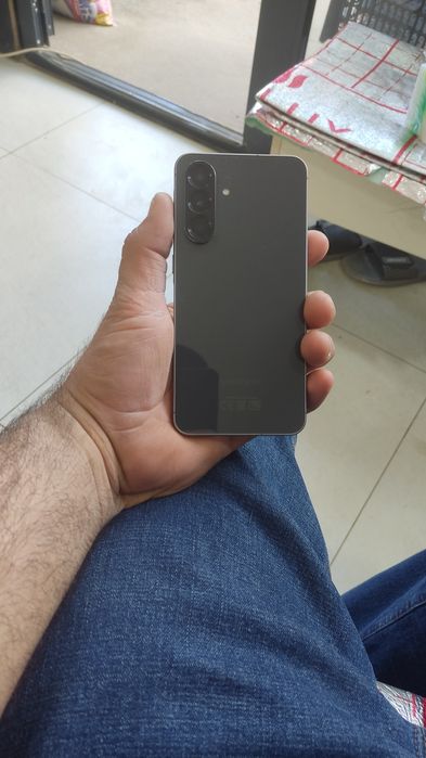 Samsung A 56 holati tiniq srocniga sotaman xotirasi 128 +8