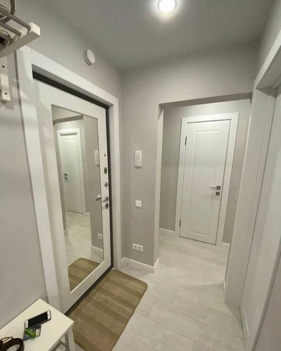 ПОБЕЛКА,ОБОИ(бумажные,шелковые),левкас