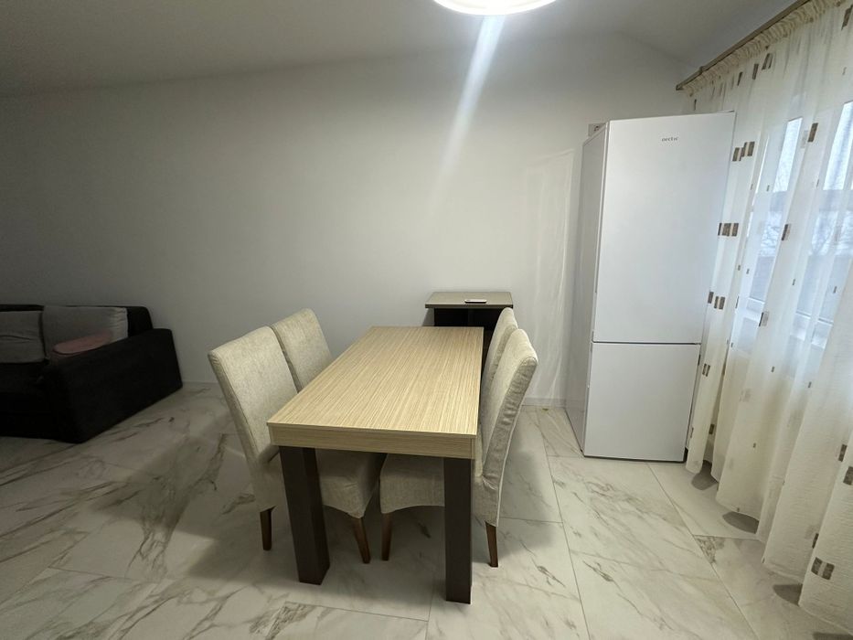 Garsoniera de inchiriat