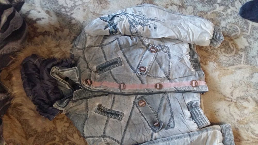 Куртка весенняя р44