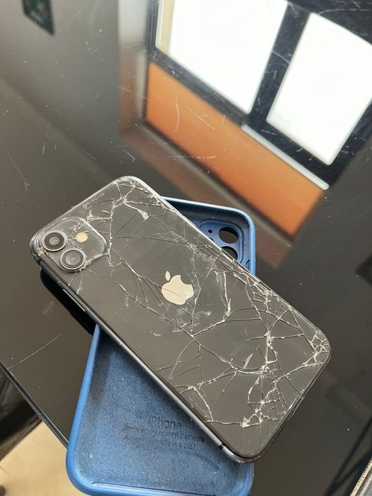 Айфон 11 128гб срочно