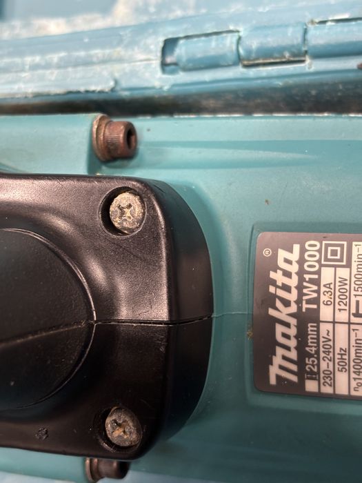 Makita TW1000 boasina cu impact