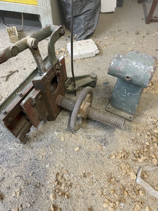 Прикачен бор апарат