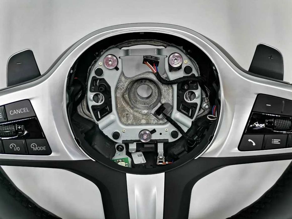 Нов M Power волан G05 BMW G30 G31 G06 G15 G01 X5 X6 G07 Вибрация Пера