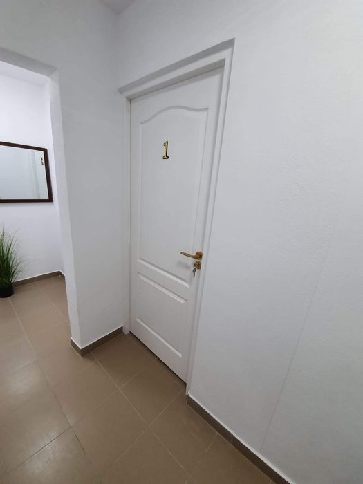 Inchiriez apartament 3 camere