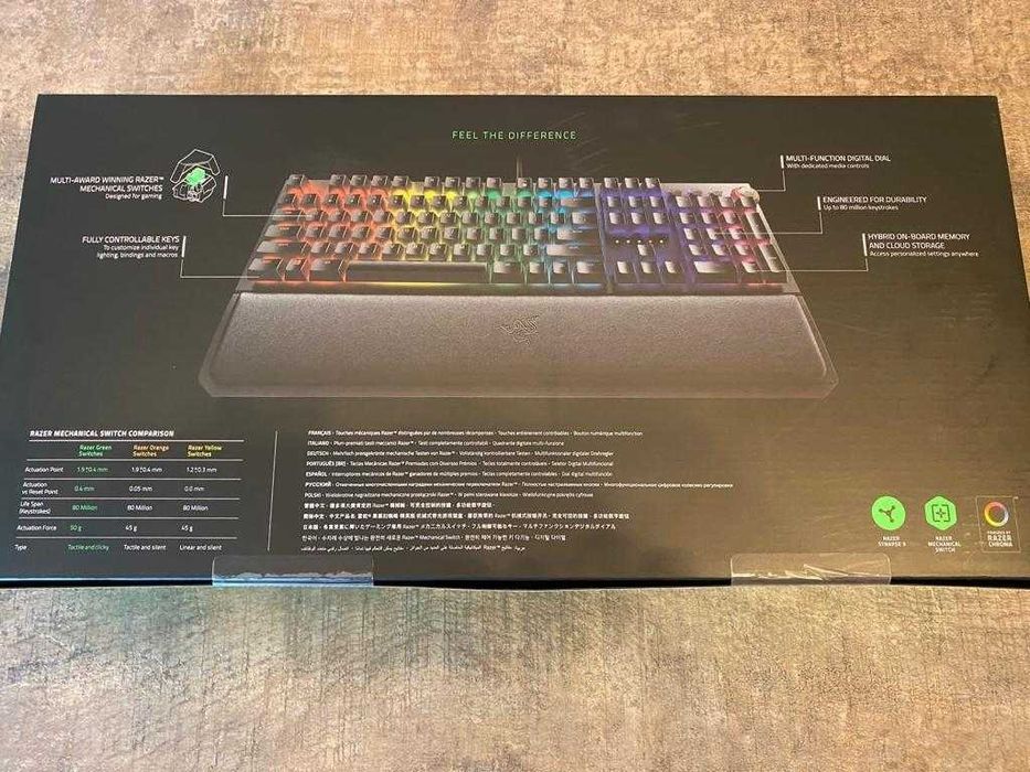 Tastatura Gaming Mecanica Razer BlackWidow Elite, Chroma RGB, taste multimedia, switch Green clicky Noua Sigilata