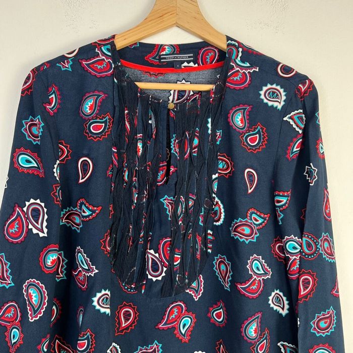 Официална дамска блуза на Tommy Hilfiger