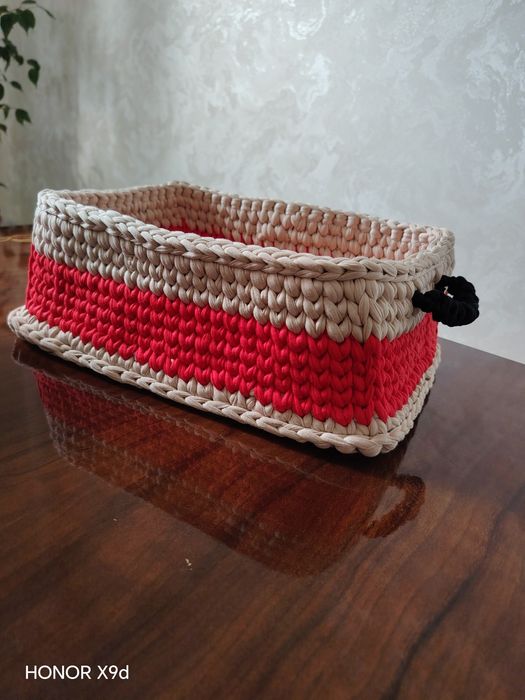 Qolda toqilgan karzinkalar