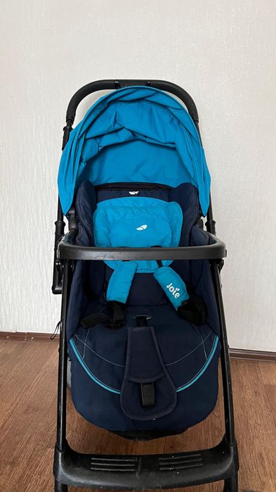 Продам  коляску, а/м кресло в подарок