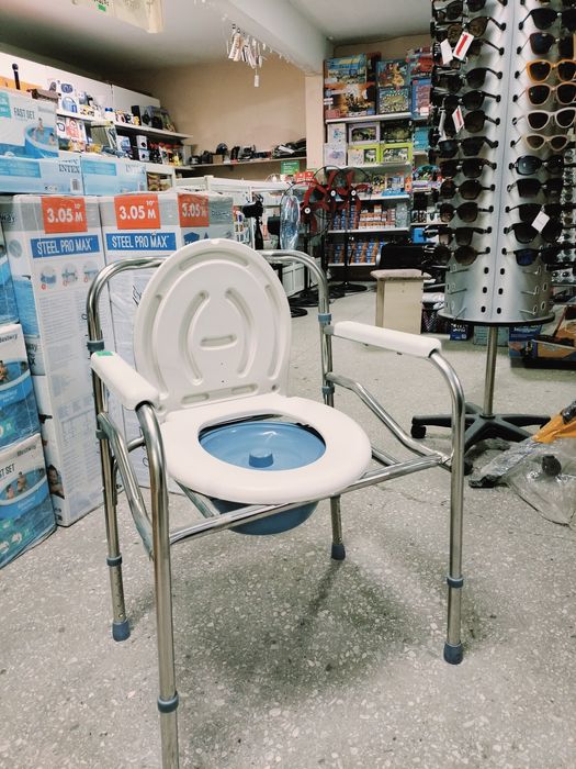 Кресло/ био туалет/ костыли