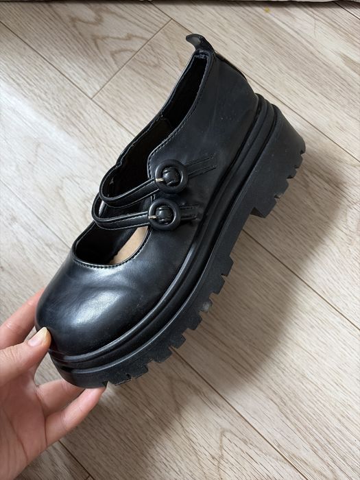 Классическая обувь