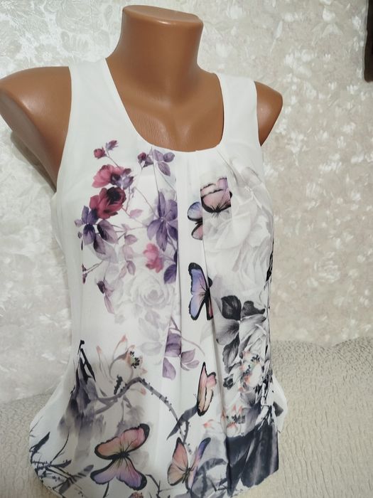 Set format din 2 tricouri fara mânecă elegante