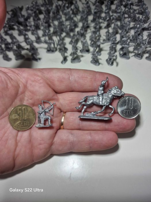 Mini soldații de tablă 2.5 - 3 cm
