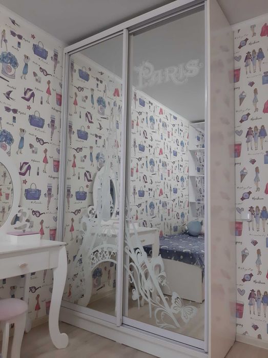 Продам б/у детскую мебель