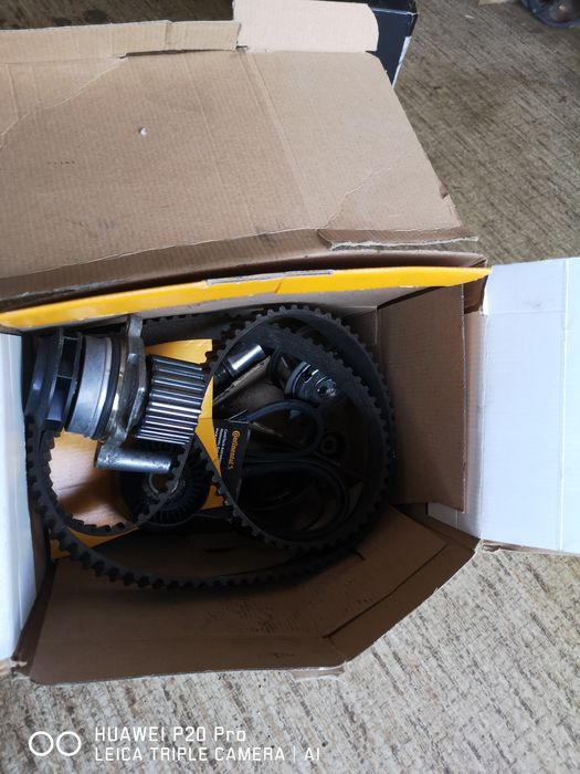 Продавам Ауди А4 2.0TDI