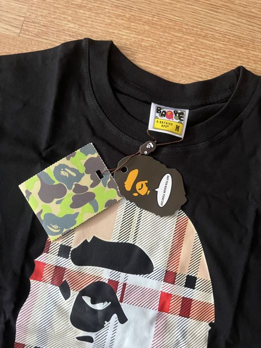 Tricou Bape x burberry