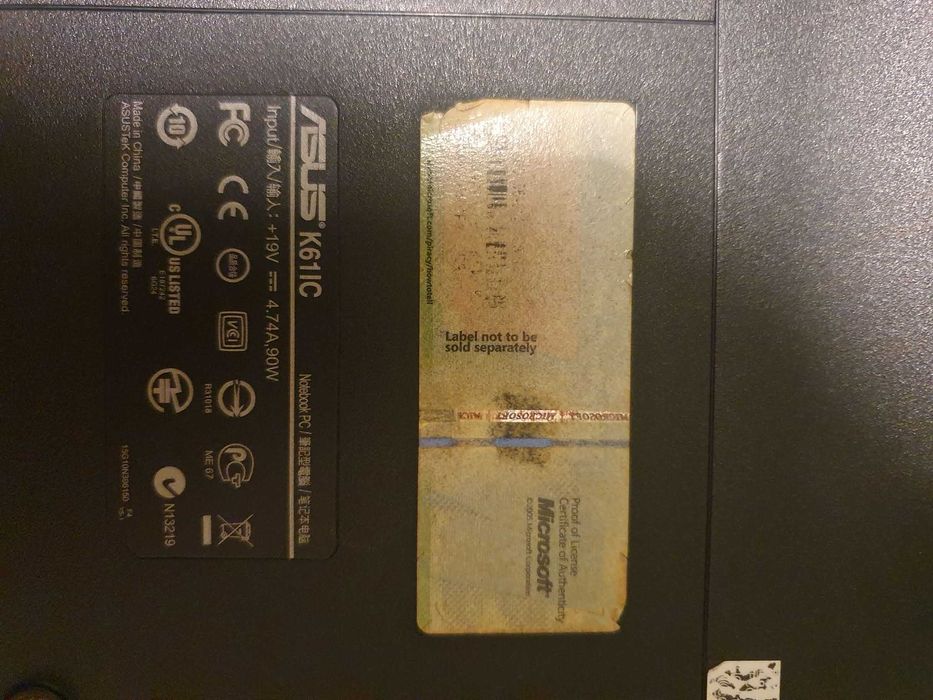 Laptop Asus K61IC functional, fara incarcator.